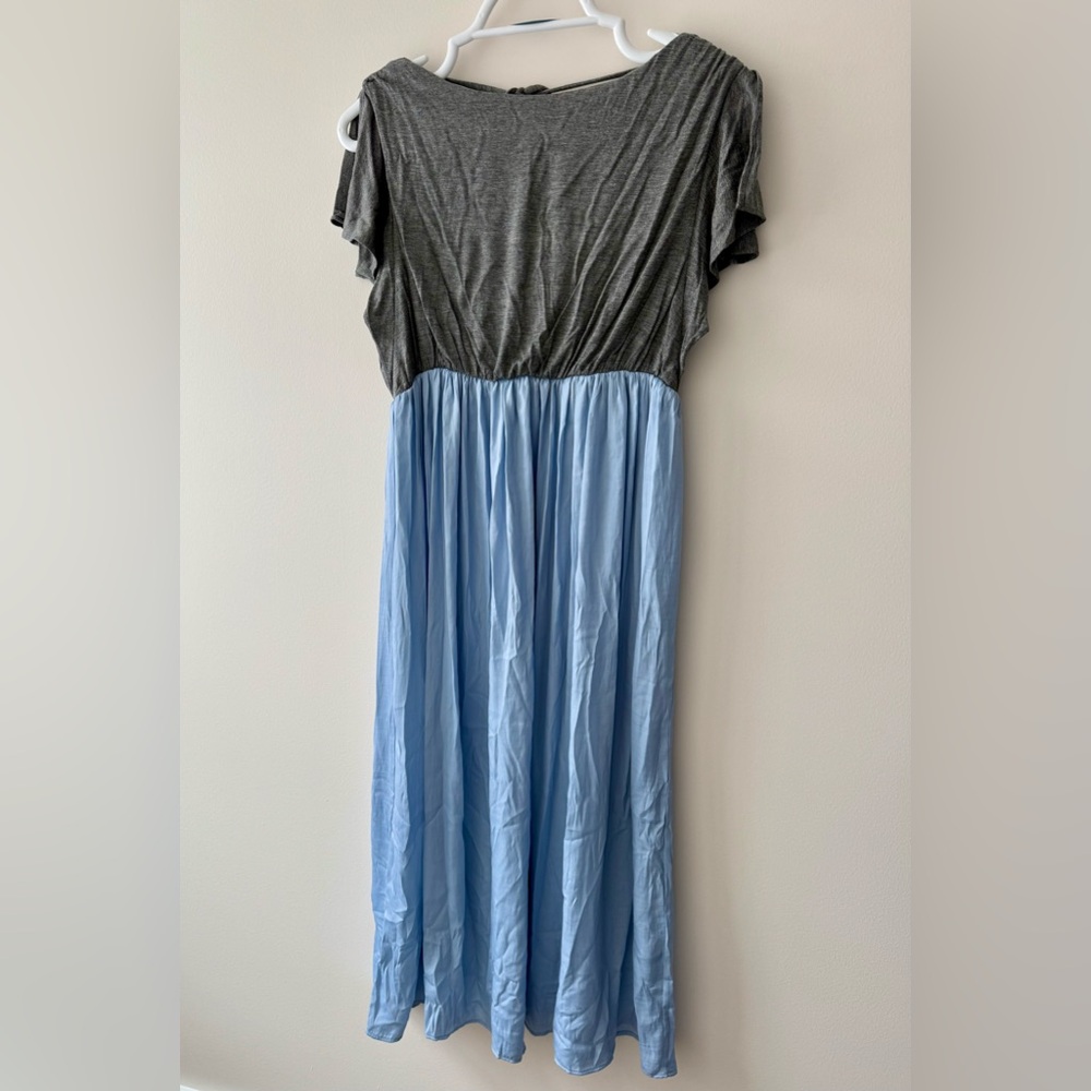 NWT Loft Maternity Flutter Sleeve Midi Dress in Gray and Blue Size Medium